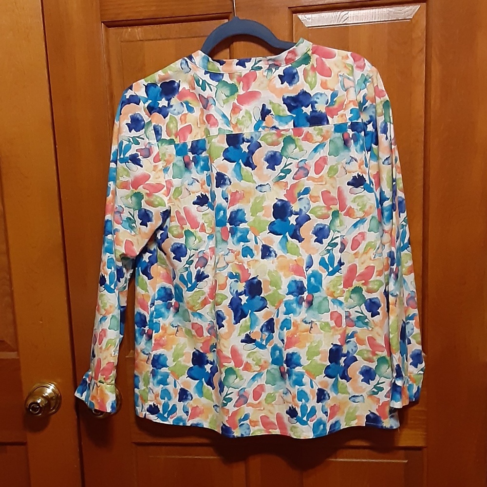 Appleseed's Floral Button Down Top - image 4